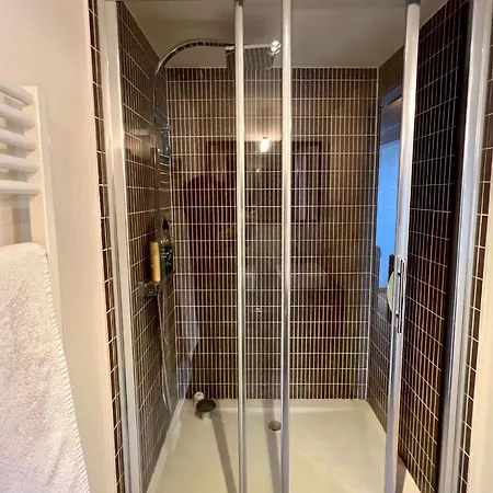 Elegant Hypercentre Apartment