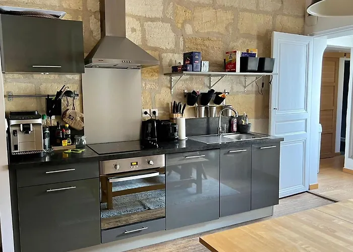 Elegant Hypercentre Apartment *